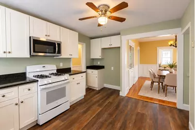 419-421 Washington St, Winchester, MA 01890 - Photo 9