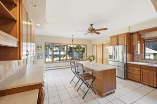 25 Commonwealth Ave, Attleboro, MA 02703 - Photo 7