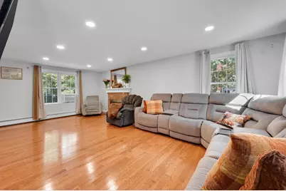 11 Valley View Cir, Rutland, MA 01543 - Photo 11