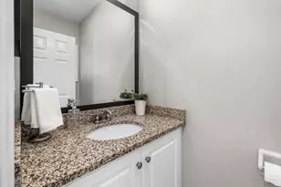 20 Autumn St, Norwood, MA 02062 - Photo 5