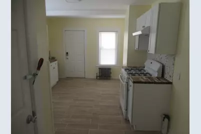 61 Mooreland St, Springfield, MA 01104 - Photo 11