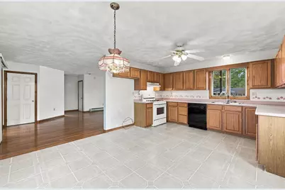 21 Bridle Rd, Billerica, MA 01821 - Photo 5