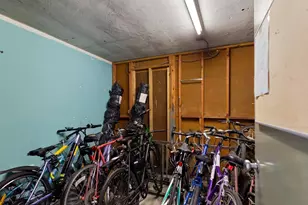 197 Kent St, Brookline, MA 02446 - Photo 25