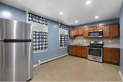 66 Burrell St, Boston, MA 02119 - Photo 11