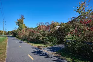 211 East St, Easthampton, MA 01027 - Photo 29