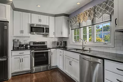 211 East St #11, Easthampton, MA 01027 - Photo 5
