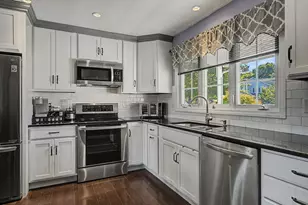 211 East St, Easthampton, MA 01027 - Photo 5