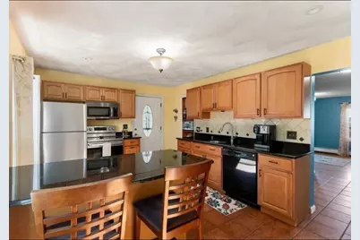 200 Lynnfield St #1, Peabody, MA 01960 - Photo 3