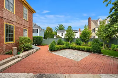17 Federal St, Newburyport, MA 01950 - Photo 37