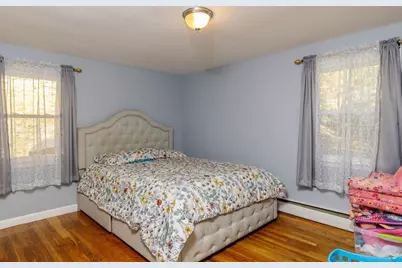 360 Blossom Street, Fitchburg, MA 01420 - Photo 11