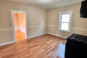 71 Lake St, Webster, MA 01570 - Photo 9