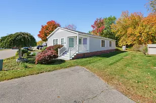 16 Robert Rd, Plainville, MA 02762 - Photo 3