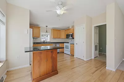 16 Robert Rd, Plainville, MA 02762 - Photo 27