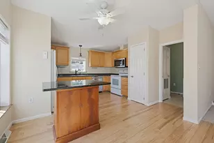 16 Robert Rd, Plainville, MA 02762 - Photo 27