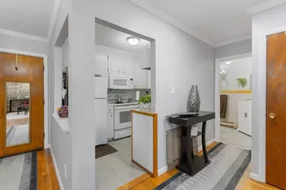 624 Hyde Park Ave #D3, Boston, MA 02131 - Photo 7