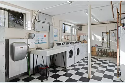 624 Hyde Park Ave #D3, Boston, MA 02131 - Photo 17