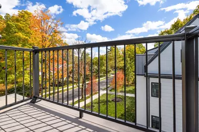 6 Floral St #6, Newton, MA 02461 - Photo 11