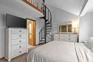 214 Morgan Dr, Haverhill, MA 01832 - Photo 15