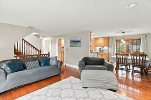 11 Yellow Brick Rd, Haverhill, MA 01835 - Photo 9