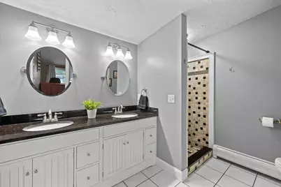 6 Dixfield Rd, Worcester, MA 01606 - Photo 13