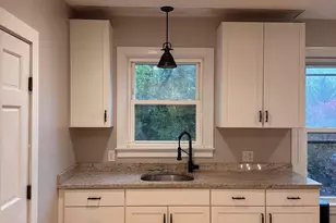584 Mt Hope St, North Attleboro, MA 02760 - Photo 5