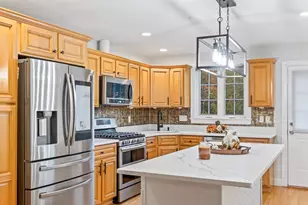 486 South St, Holbrook, MA 02343 - Photo 11
