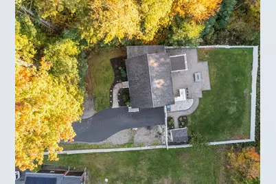 486 South St, Holbrook, MA 02343 - Photo 5