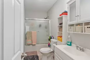 17 Winthrop St, Worcester, MA 01604 - Photo 37