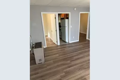 23 Brow St #1E, Fall River, MA 02721 - Photo 5