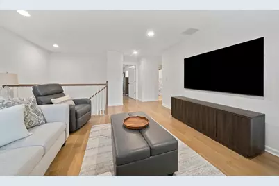 33 Skyhawk Cir, Weymouth, MA 02190 - Photo 11