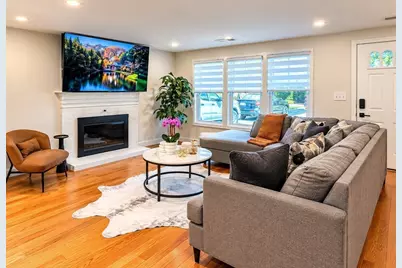 83 Riverbank Rd, Saugus, MA 01906 - Photo 5