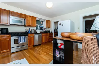 97 Trowbridge St #A, Cambridge, MA 02138 - Photo 15
