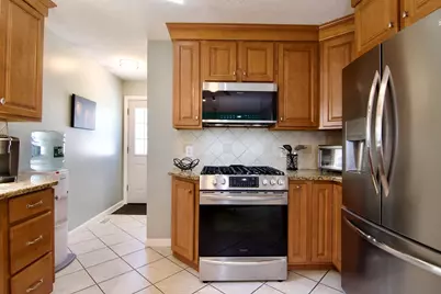 116 Warwick Dr, Ludlow, MA 01056 - Photo 17