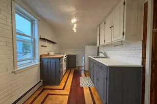 45 Thompson St, Fall River, MA 02720 - Photo 9