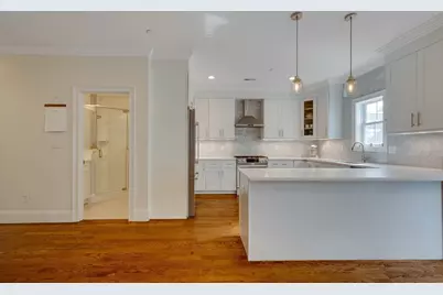 271 Gold St #2, Boston, MA 02127 - Photo 3