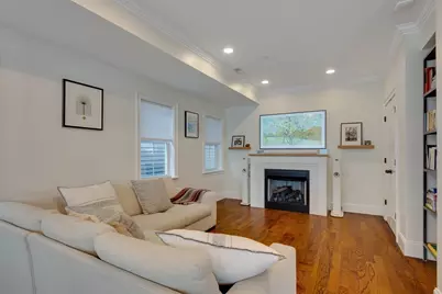 271 Gold St #2, Boston, MA 02127 - Photo 9