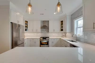 271 Gold St #2, Boston, MA 02127 - Photo 7