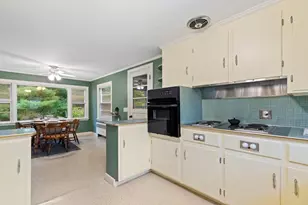 218 Lowell St, Wakefield, MA 01880 - Photo 15