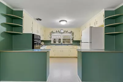 218 Lowell St, Wakefield, MA 01880 - Photo 13