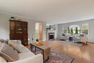 218 Lowell St, Wakefield, MA 01880 - Photo 5
