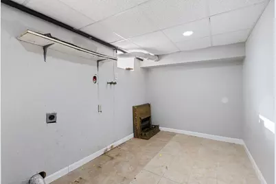 34 Coolidge St, Lawrence, MA 01843 - Photo 31