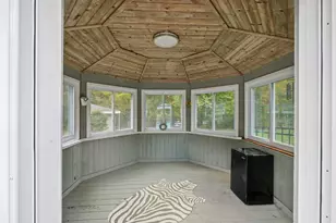 74 Little River Rd, Dartmouth, MA 02748 - Photo 9