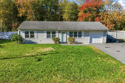 36 Meadowood Dr, Dartmouth, MA 02748 - Photo 17