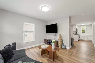207 Belleville Ave, New Bedford, MA 02746 - Photo 3