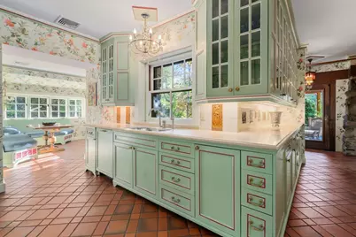 200 Dudley, Newton, MA 02459 - Photo 7
