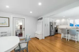 8 Forest St, Manchester by the Sea, MA 01944 - Photo 5