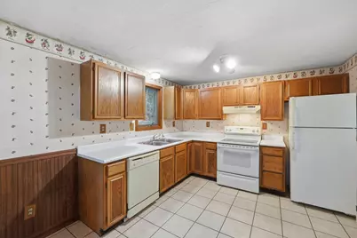 34 Vinton Rd, Holland, MA 01521 - Photo 5