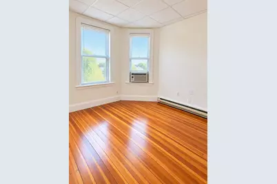40 Falcon St #3, Boston, MA 02128 - Photo 3
