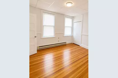 40 Falcon St #3, Boston, MA 02128 - Photo 5
