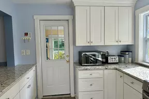 42 Wilson St, Norwood, MA 02062 - Photo 7